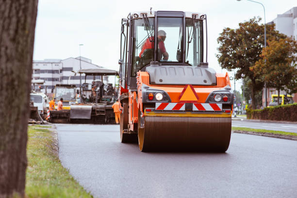 Best Driveway Paving Contractor  in Colmar Manor, MD
